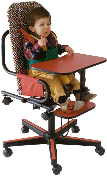 Low outlet feeding chair