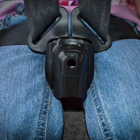 Buckle guards for car seats sales